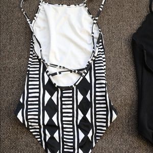 Swim suit old navy small